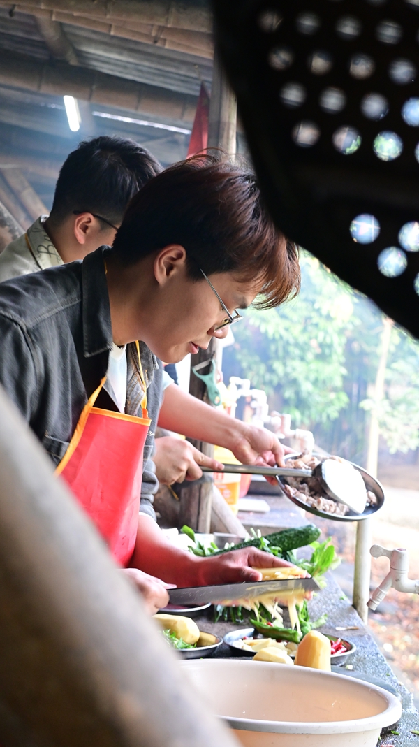 “Winter Delights: Bonding over Countryside Cuisine” – A Heartwarming Team Building of PTI（images 11）